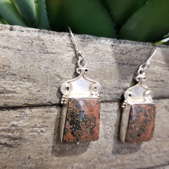 💎VINTAGE STERLING SILVER EARRINGS - Picture 3 of 7